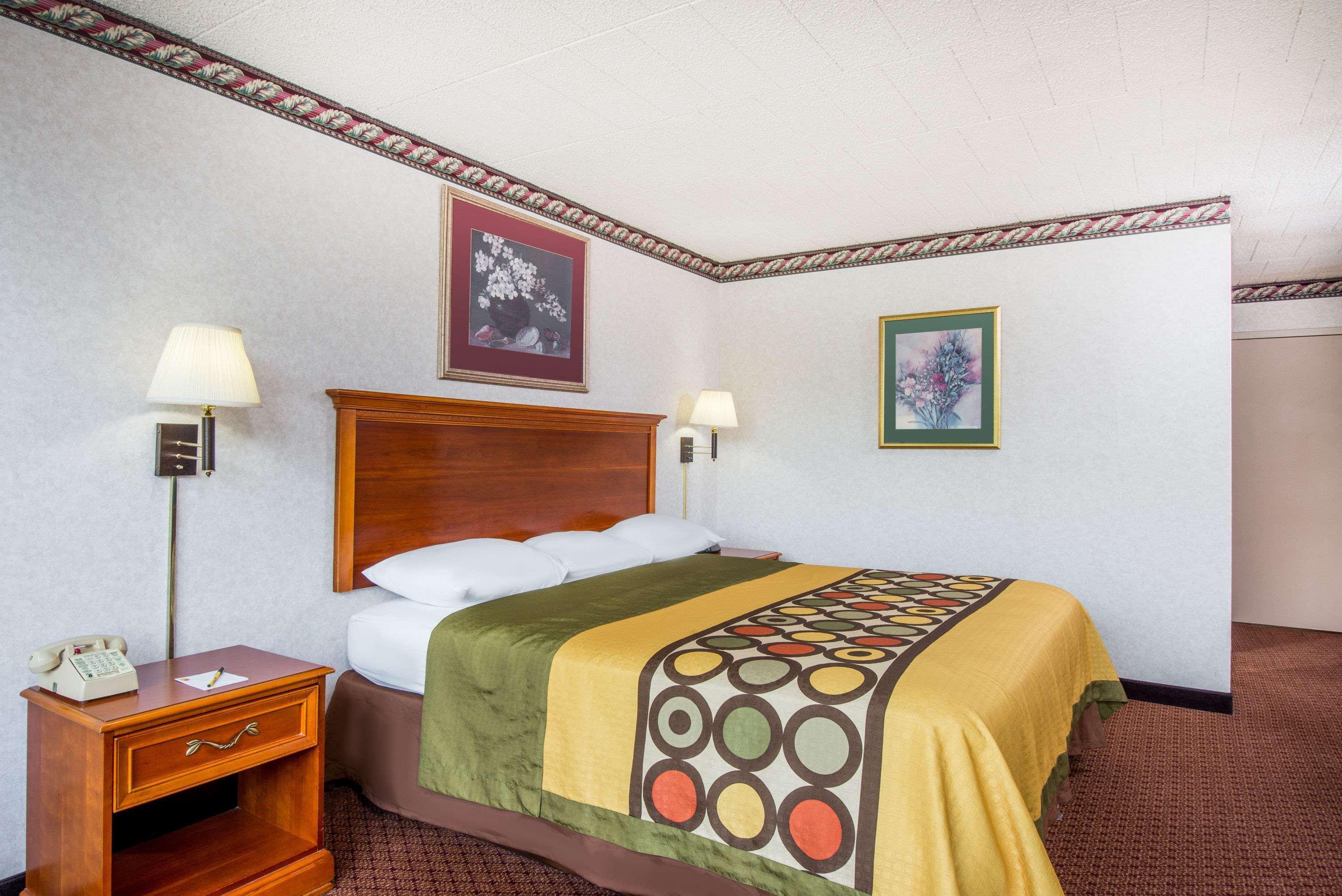 Super 8 By Wyndham Erie/I 90 Kearsarge Exterior foto