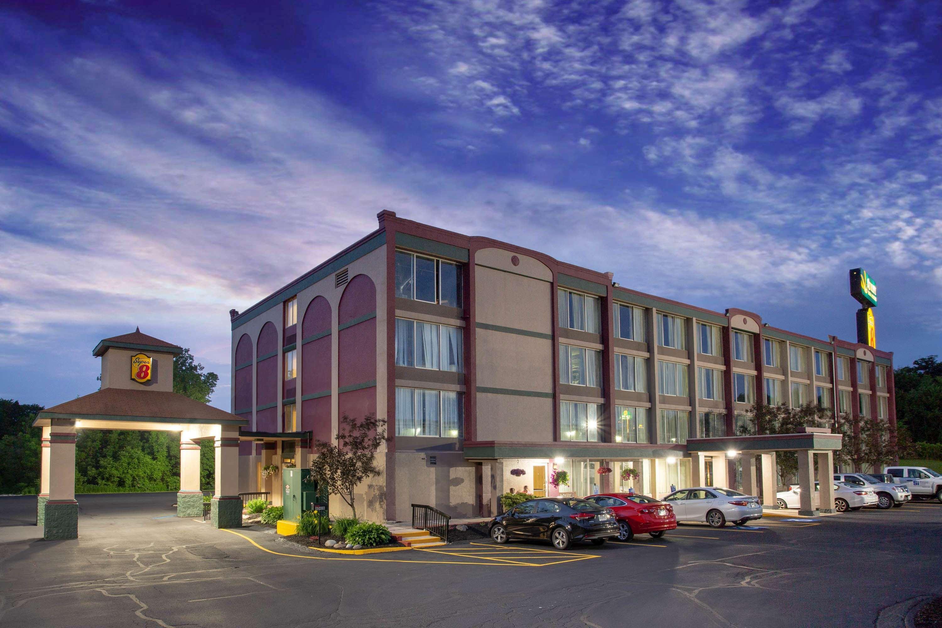 Super 8 By Wyndham Erie/I 90 Kearsarge Exterior foto