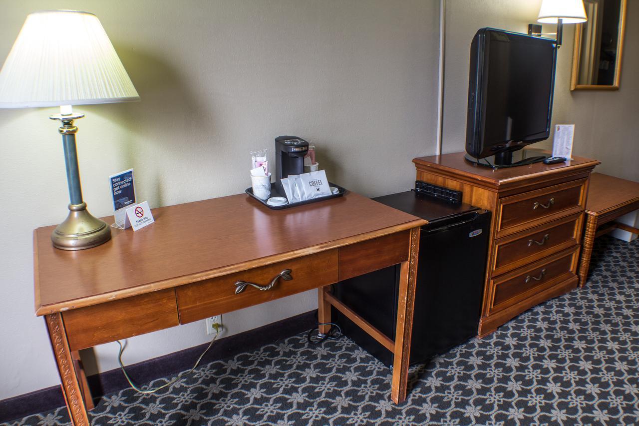 Super 8 By Wyndham Erie/I 90 Kearsarge Exterior foto